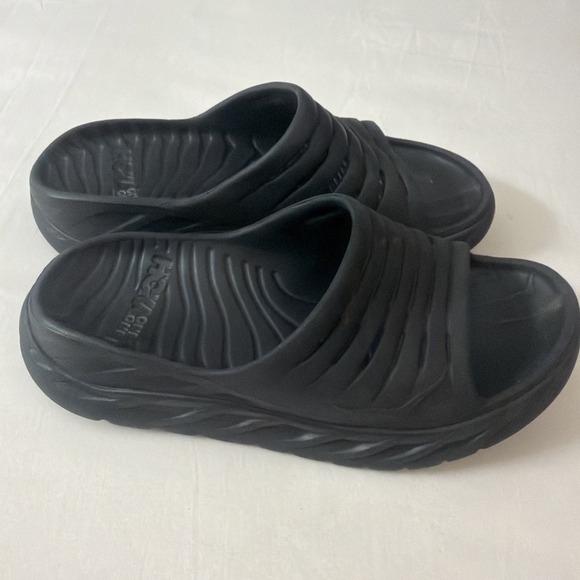 Hoka One One Ora Recovery Slide Sandals Mens 9 Womens 11 Black Cushioned Slide - Picture 3 of 16